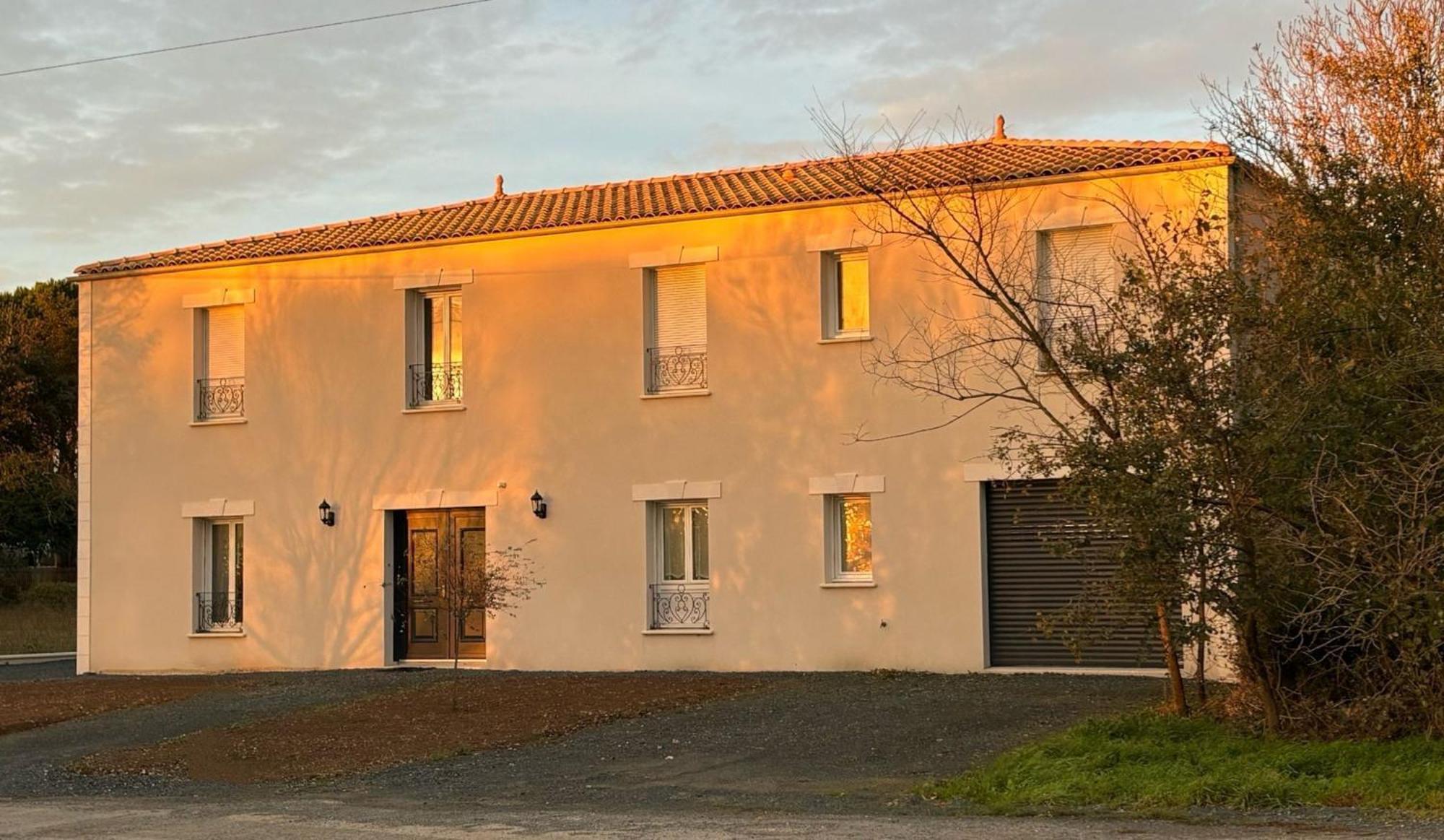 Le Bonheur De L'Instant Hotell Saint-Medard-d'Aunis Exteriör bild